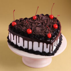 Choco Crush Heart Cake