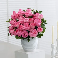 Classic Pink Rose Arrangement